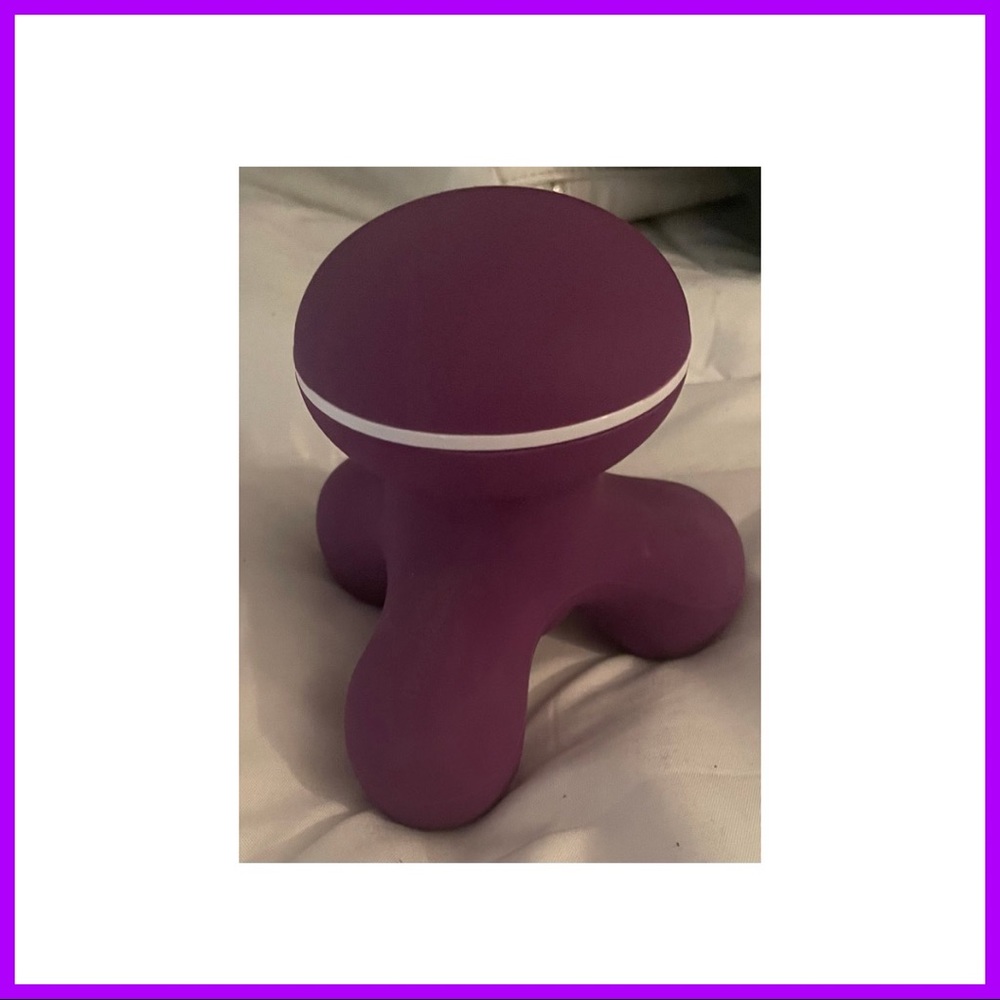 Like new! Mini hand held neck massager